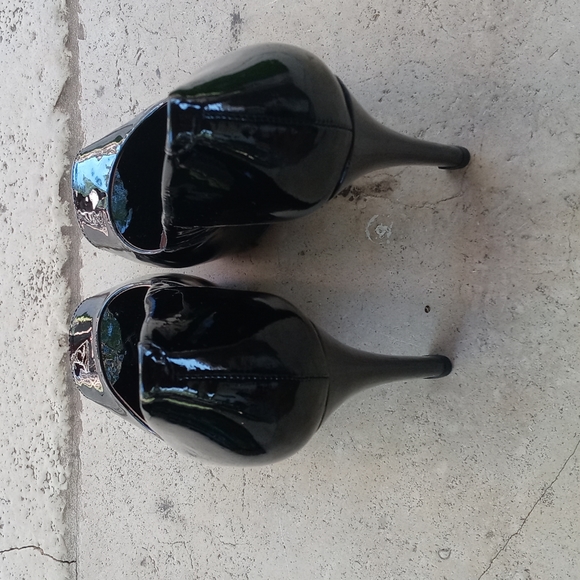 POUR LA VICTOIRE Black Patent Leather Heels Pumps Size 8.5 - Picture 3 of 9